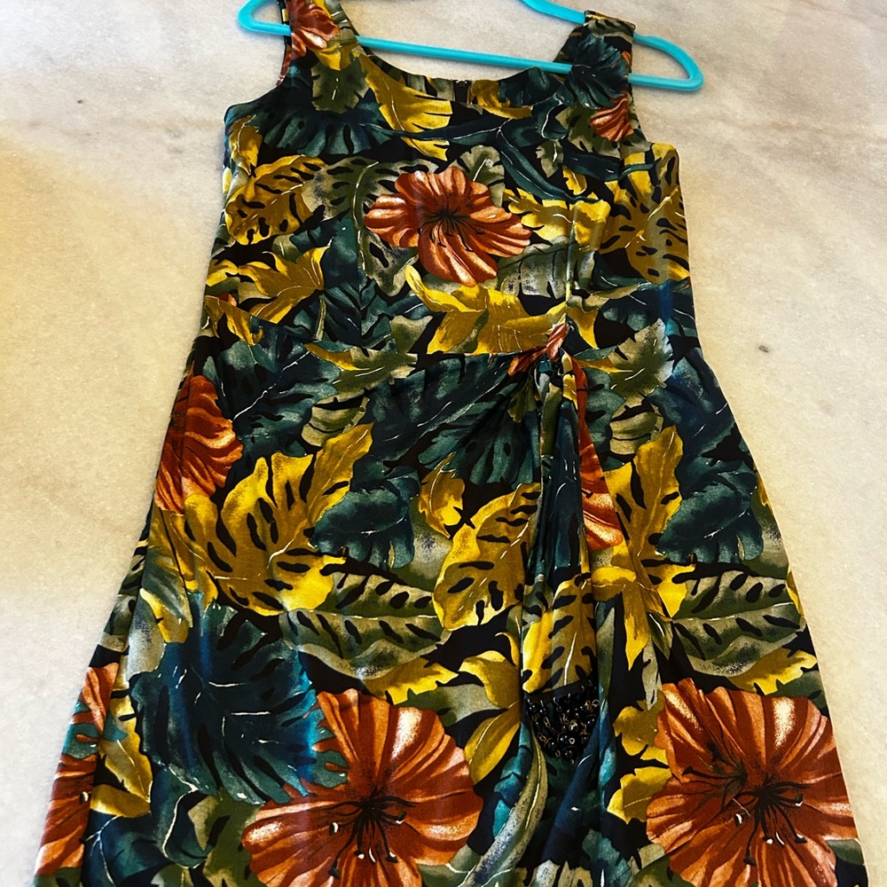 Molly Malloy Floral Sleeveless Dress